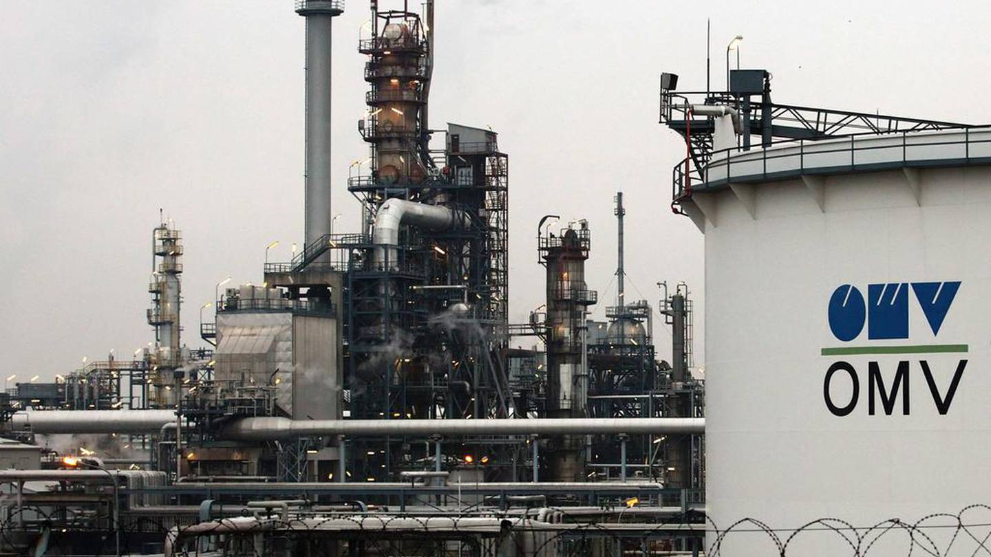 OMV Company to Lay Off Staff to Mitigate Consequences of Oil Exports Cessation