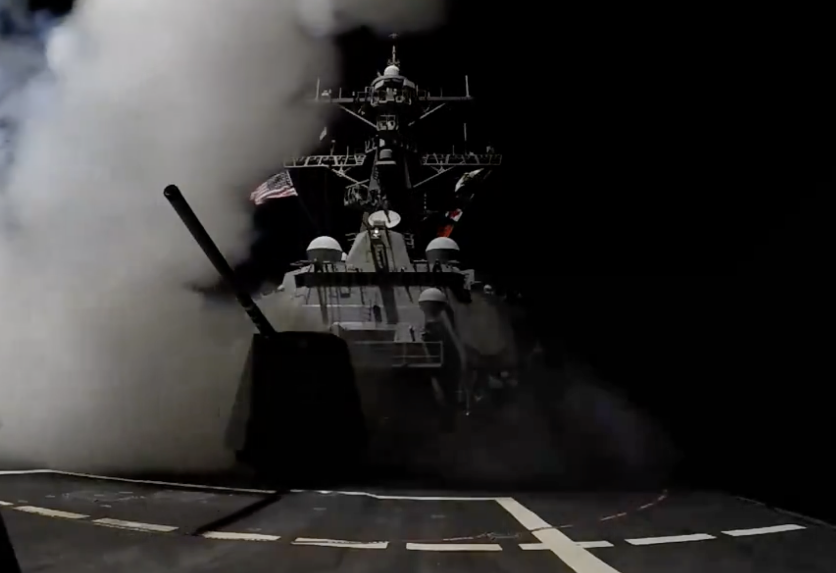 Yemen's Al-Hudaydah Plagued by Houthi Massive Reinforcements and  Repeated U.S.-UK Strikes