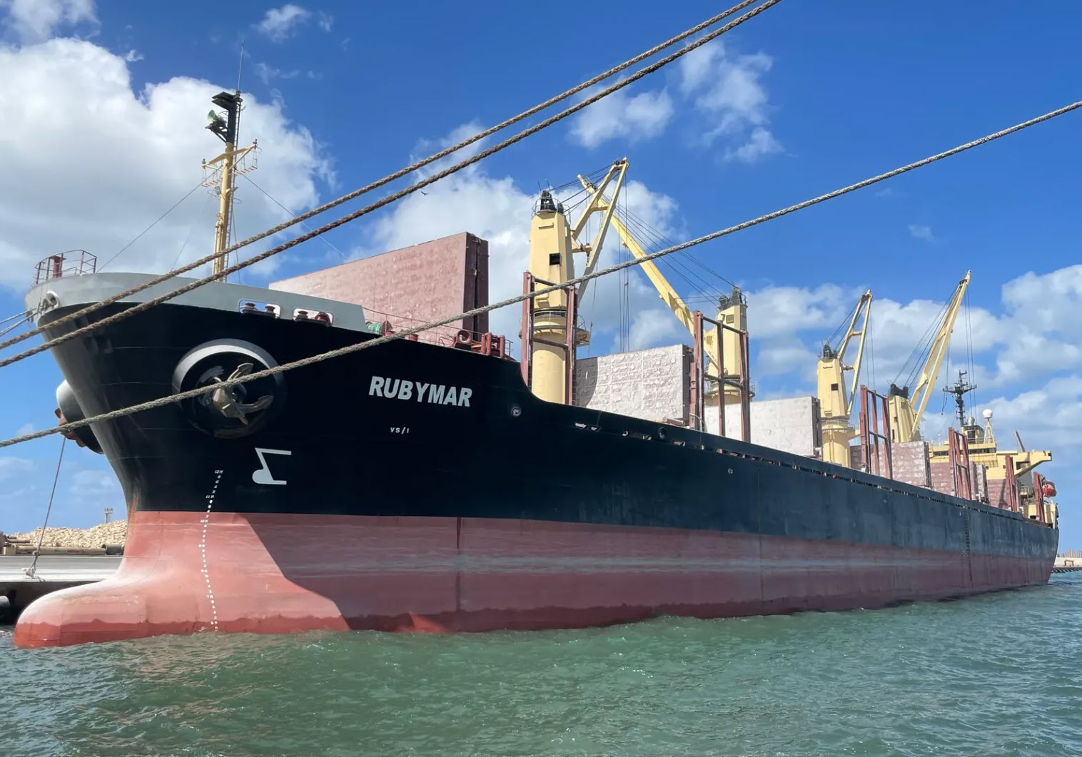 Crew Abandoned Ship After Houthi Attack in Gulf of Aden